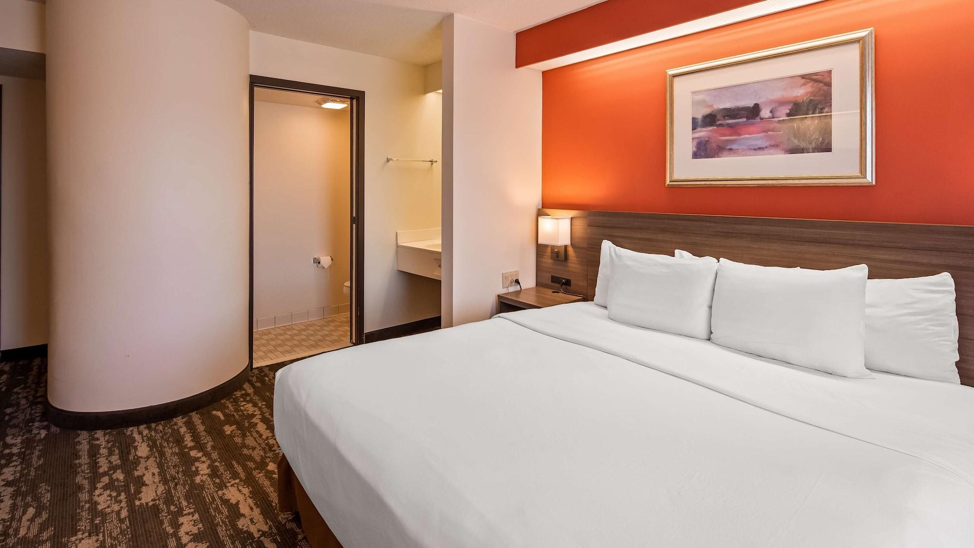 Charlevoix Inn & Suites Surestay Collection By Best Western المظهر الخارجي الصورة