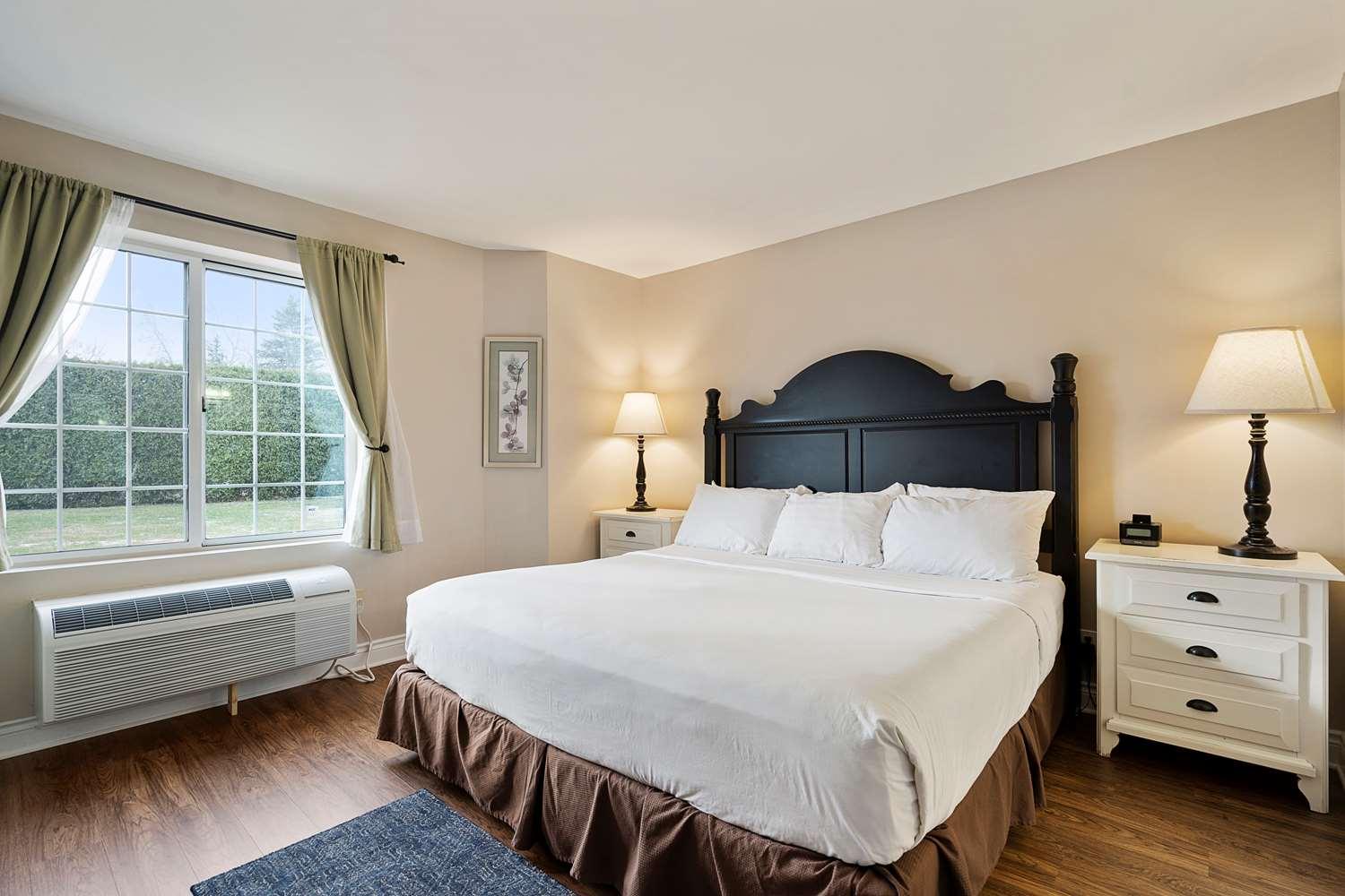 Charlevoix Inn & Suites Surestay Collection By Best Western المظهر الخارجي الصورة